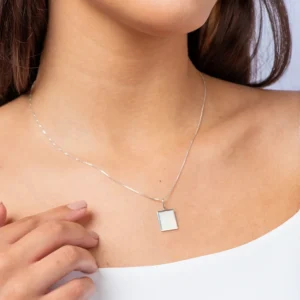 Pingente Quadrado De Quadradinhos